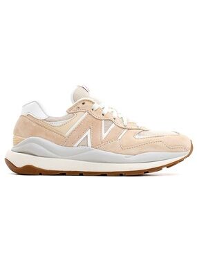 New Balance Women’s Vintage Rose Suede 57/40 Casual Sneaker